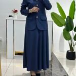 طقم تنورة ازرار ذهبية