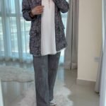 طقم كتان رمادي