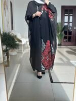 عباة تطريز أحمر