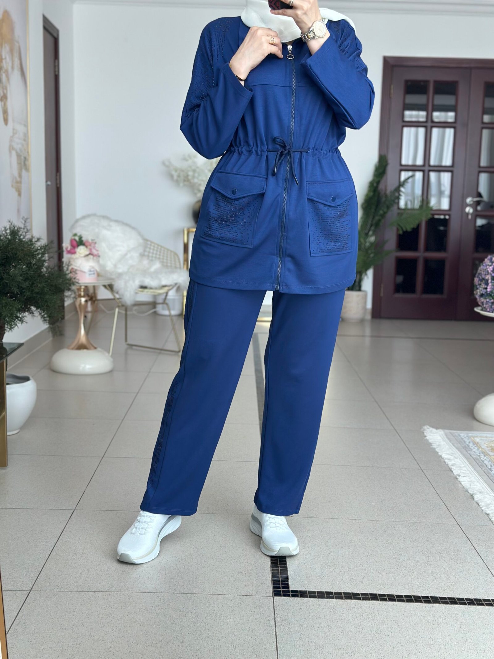 IMG_3146 تراك مخصر بستراس - الصورة 1